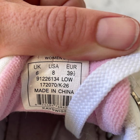K-Swiss women’s sneaker size 8 white with pink and green stripe accents - Picture 9 of 9